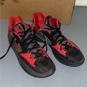 Kyrie lows